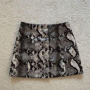 Urban Outfitters faux leather snake print skirt XS